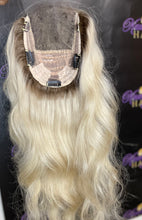 Load image into Gallery viewer, Chanel Topper