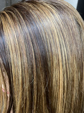 Load image into Gallery viewer, Raquelle