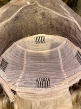 Load image into Gallery viewer, Hailey